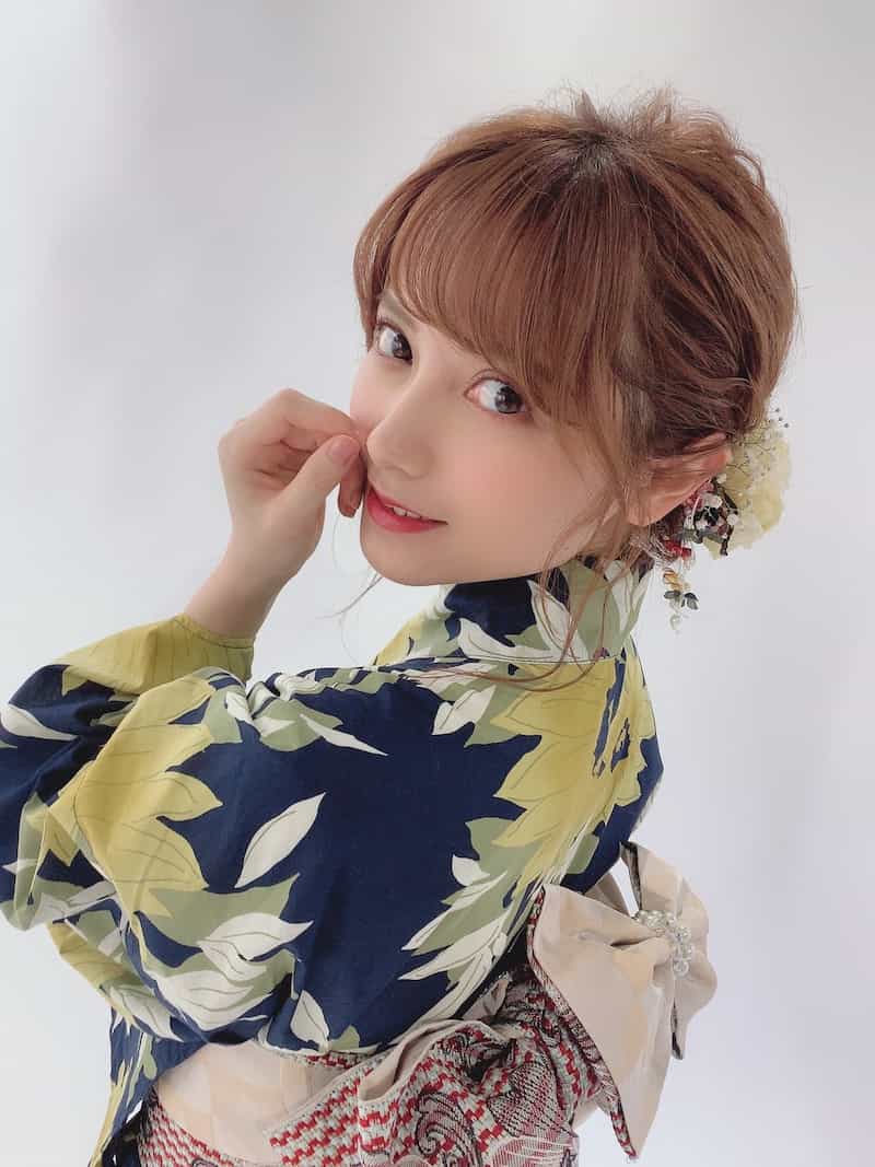 伊織萌與寫真女星桃月梨子夢幻攜手合作拍攝遊戲廣告 圖8